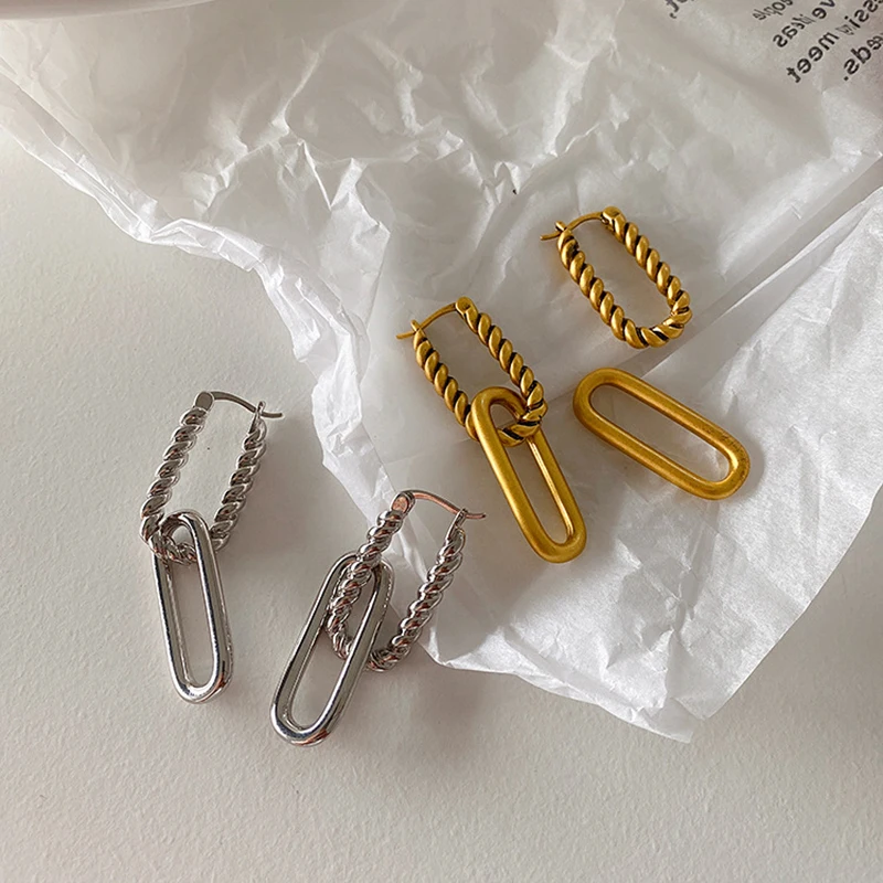

Double Wearing Method French Street Style Trendy Twist U Chain Hoop Earrings Gold Silver Color Female Geometric Hoop Earring