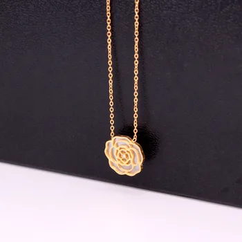 

Hot selling women's jewelry single crystal shell hollow camellia pendant necklace rose flower clavicle necklace women wholesale
