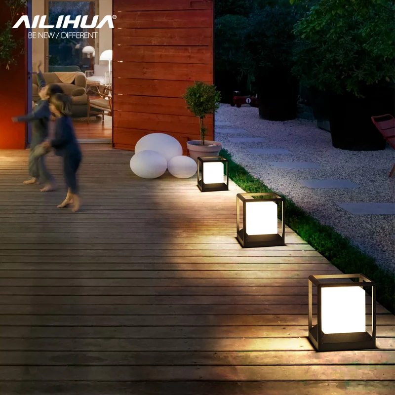 Solar outdoor waterproof column head lamp courtyard column lamp villa garden wall lamp connected to switch column lamp gate lamp 5
