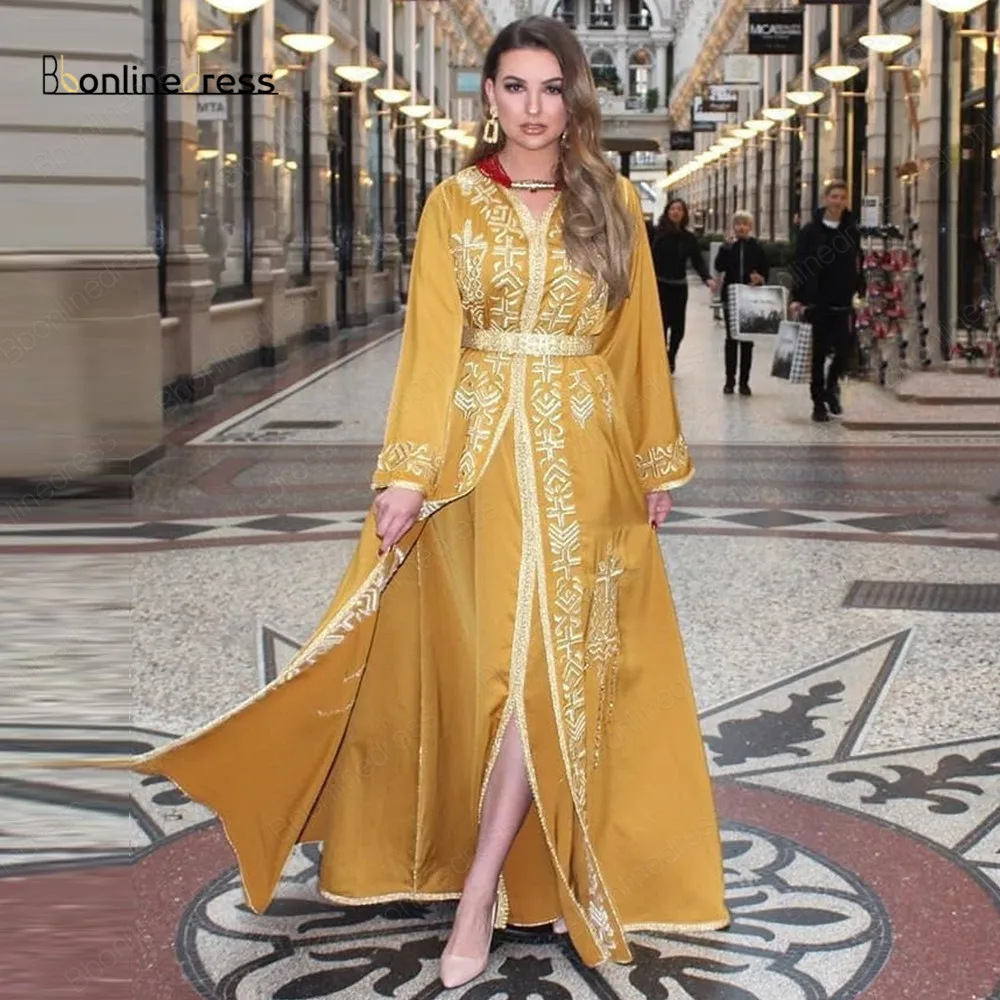 

Elegant Moroccan Caftan Evening Dress 2020 Embroidery A-Line Wemen Wear Prom Dresses Muslim Kaftan Formal Gowns robe de soiree