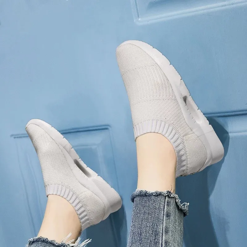 One-pedal Socks Shoes Lazy Shoes 2022 New Spring and Summer Casual Women's Shoes Flying Woven Breathable Increased Mother Shoes