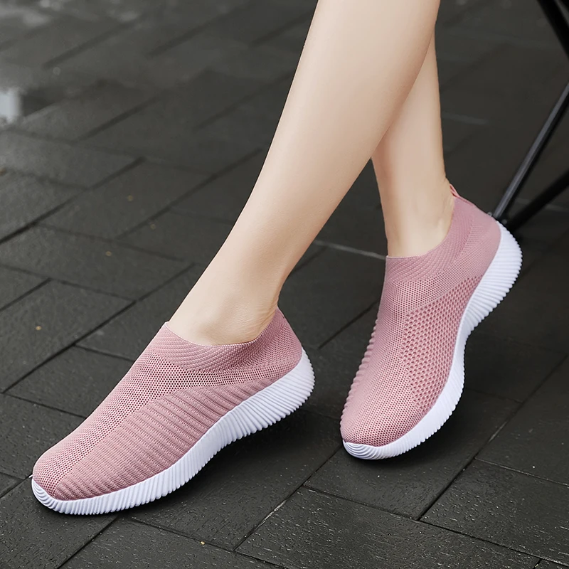 

2019 Women Sneakers Vulcanized Shoes Sock Sneakers Women Summer Slip On Flat Shoes Women Plus Size Loafers Walking Flat
