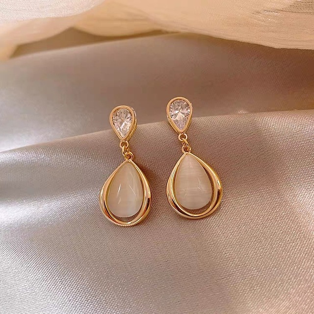 Fashion Earrings women Earrings cool wind Party Wedding geometric block Earrings Fashion Accessories