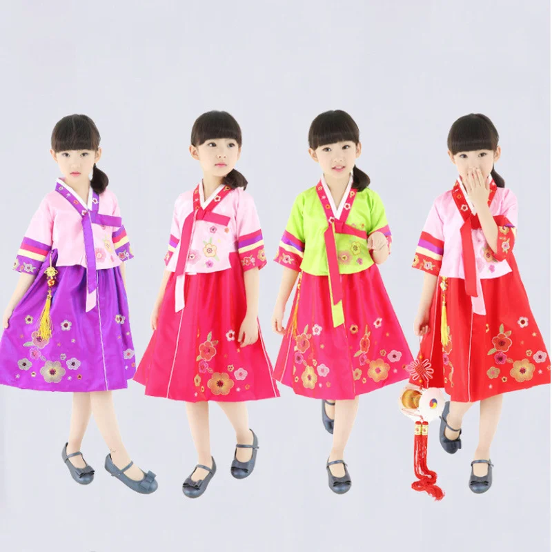 Korean costume 01 800