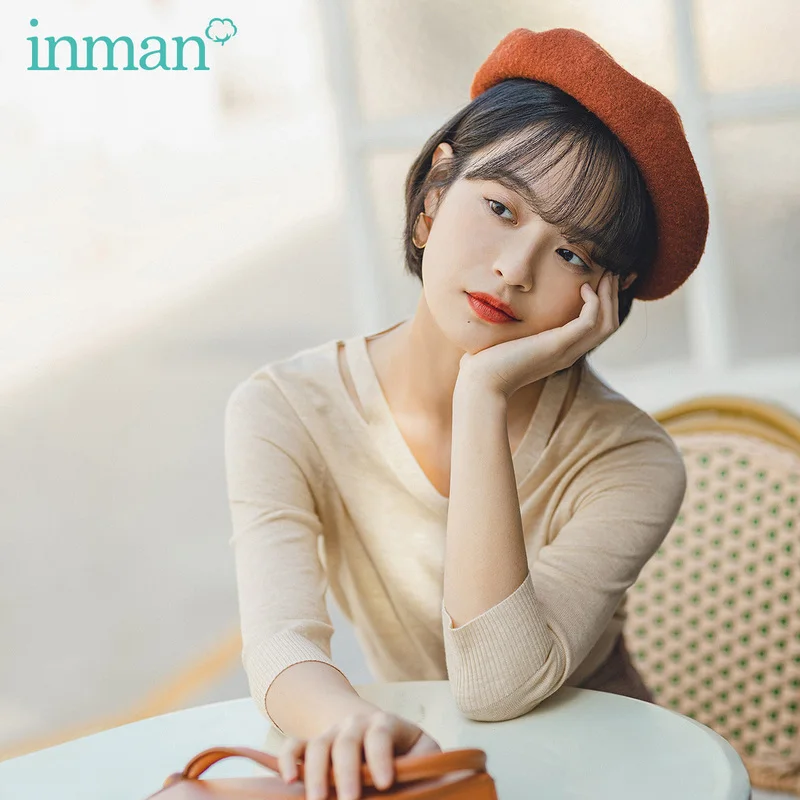 

INMAN 2020 Spring New Arrival Literary Pure Color V-neck Hollow Out Long Sleeve Knit Women Based Coat