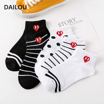 

Sweet Kawaii Women Socks Cute Love Heart-Shaped Boat Socks Happy Funny College Style Cotton Socks Slippers Girl Christmas Gifts