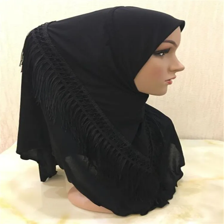 Черный Мусульманский хиджаб дизайн с кисточками Amira женский шарф шаль Твердые головные уборы для женщин bufanda - Цвет: Черный