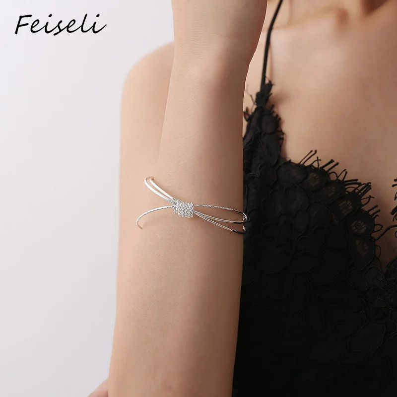 9492596852_2130544268