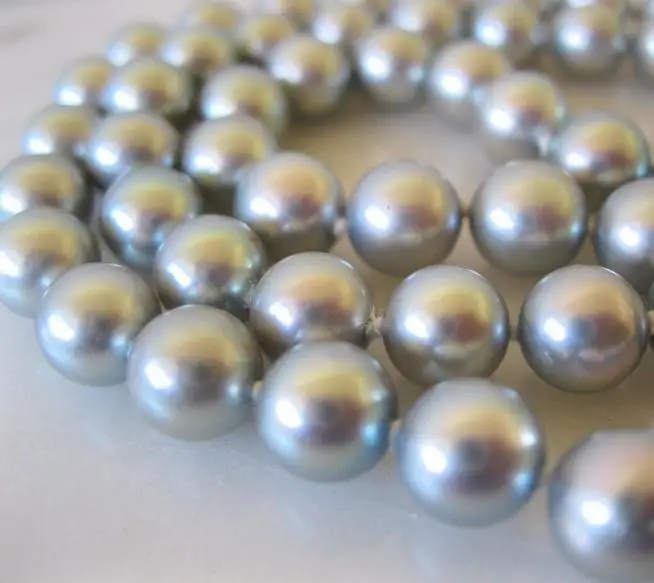 

Wholesale Liang Li 10-11mm tahitian silver grey pearl necklace 18inch 14k gold clasp