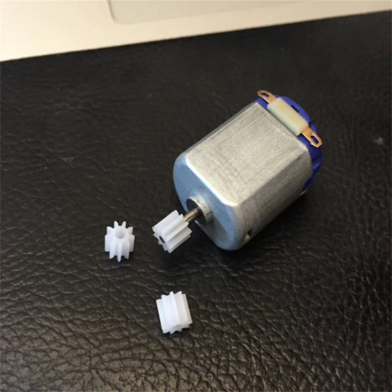 Shoulder Pinion Gears motor gear 10PC 92A 0.5M 9 Teeth Hole 2mm Tight Toy Motor Part Plastic Super Gear Wheel For DIY Helicopter Robot Toys