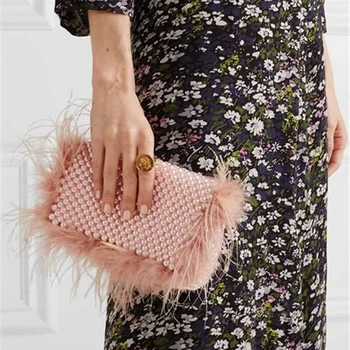 

Chain Shoulder Women Evening Bags Retro Pearl Fur Clutch Feather Beading Flap Design Lady Wedding Bridal Purse