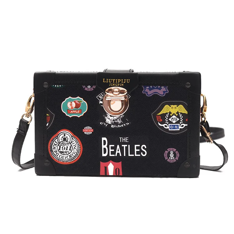 

New graffiti printing Korean box shaped female shoulder messenger bag woman's cross package