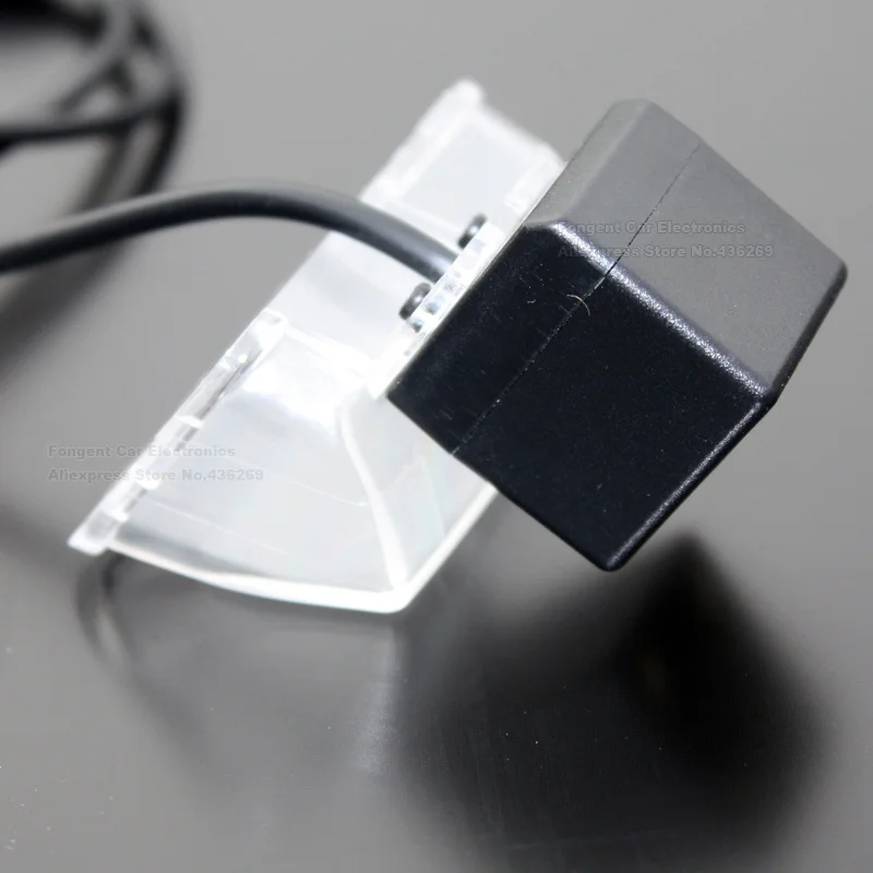 Wireless-Camera-for-Toyota-corolla-Vios-Peugeot-LEVIN -aris-L-Verso-camry-Highlander (6)