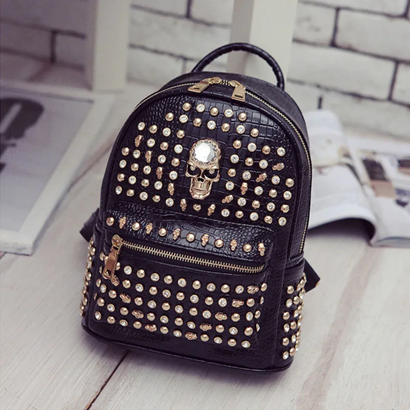 

NEW fashion personality woman and men's Backpack Rivet Skull Leather Shoulder Pack Fashion Travel Backpack cross bags hiphop