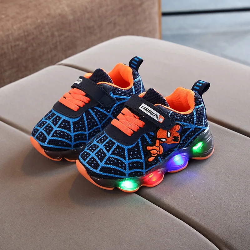Модные светодиодный Сапоги с подсветкой; светящиеся Детские кроссовки Детский комплект одежды с персонажем из мультфильма человеком-пауком для маленьких мальчиков и девочек спортивная обувь; повседневная обувь - Цвет: Синий