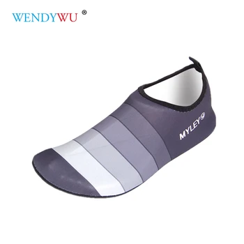 

Men Women Couple Water Shoes Men Striped aqua shoes Beach Pool Dance Swim Surf Upstream Yoga Shoes ST280
