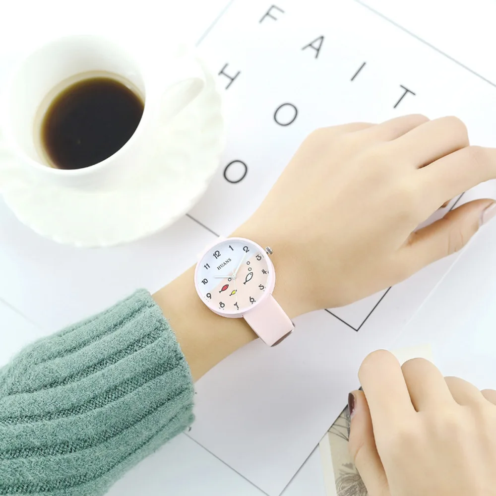 

South Korea Fashion Candy-Colored Students Small Fish-Watch Hipster Children Silicone Watch a Generation of Fat