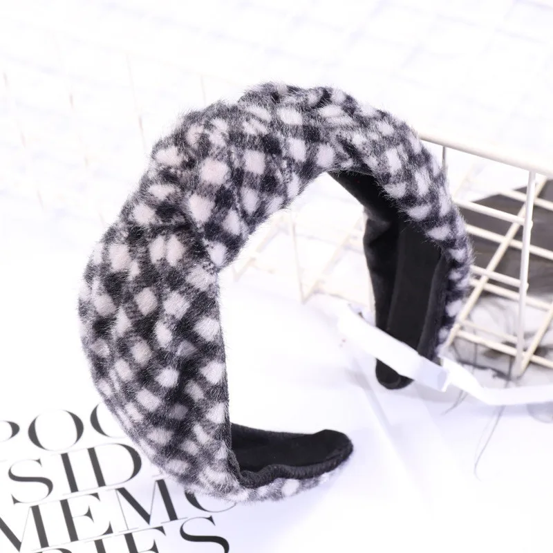 9751177379_105216488