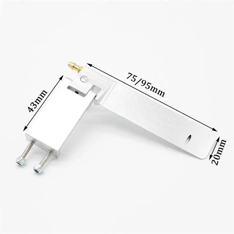 Gouvernail d'eau aspiration pour bateau RC de 95mm, en aluminium, surface lisse et brillante.