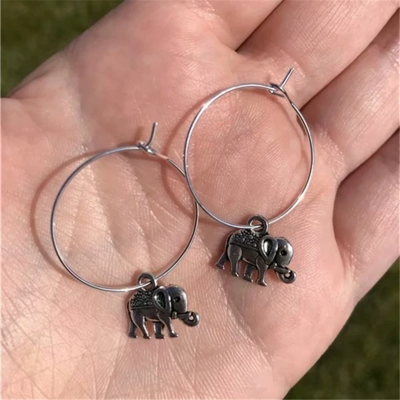 

Elephant Hoop Earrings, Hoop Earrings, Elephant Earrings, Animal Earrings, Boho Earrings, 3cm Hoop Earrings Dropshipping