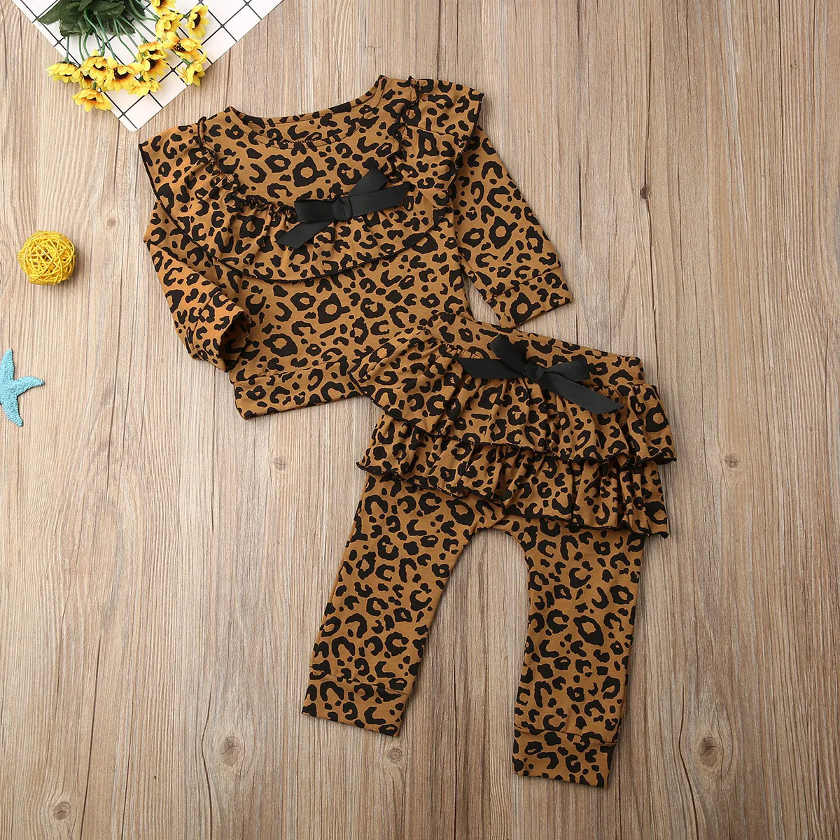 Осенние комплекты одежды для маленьких девочек топы с длинными рукавами с леопардовым принтом и оборками+ штаны, одежда из 2 предметов
