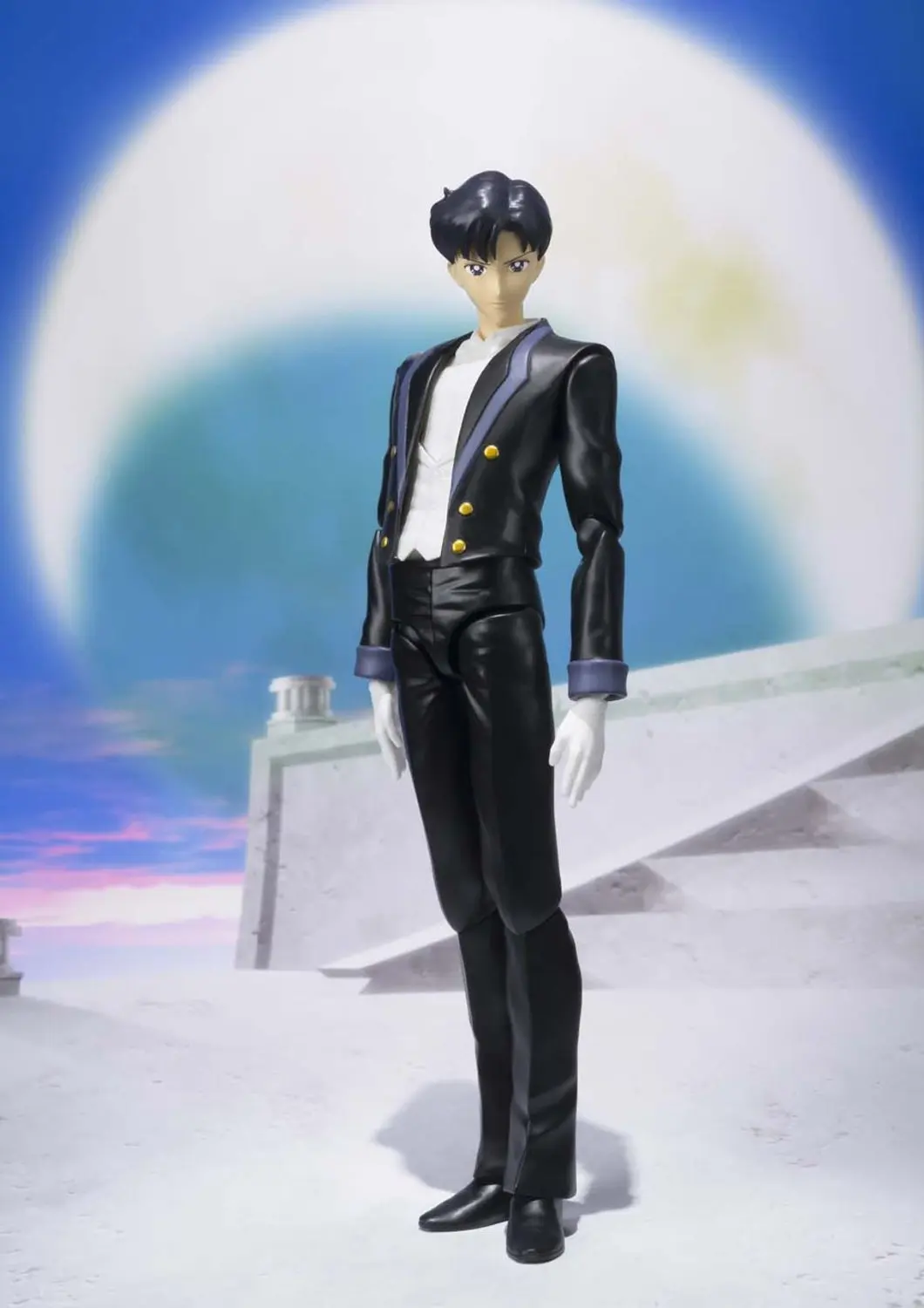 

Anime Toy SHF Pretty Girl Warrior Formal Dress Masked Man Night Formal Dress Mask Floor Field Wei Decoration Garage Kit