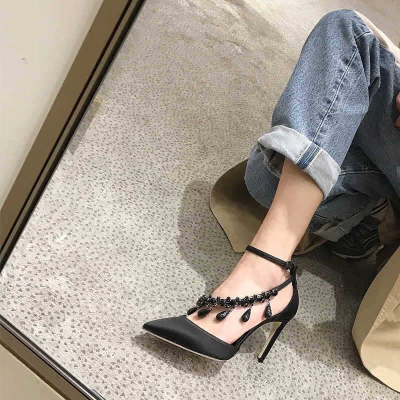 Black Satin 8cm Насосы прозрачный подиум Серебряный Ремень для лодыжки кристалл шарик Свадебная обувь драгоценный камень высокие каблуки черный тонкий сатин Указательный палец женщина Китай Весна осень мода новая китайская - Цвет: Black Satin 8cm