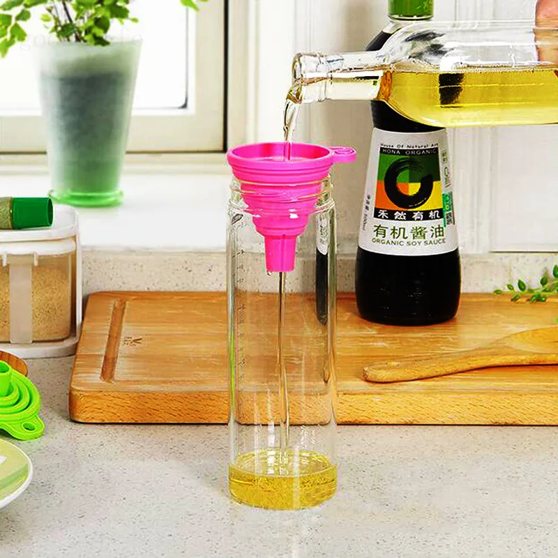 Hot Sale Kitchen Home Mini folding telescopic long neck funnel creative household liquid dispensing mini funnel Kitchen Tools