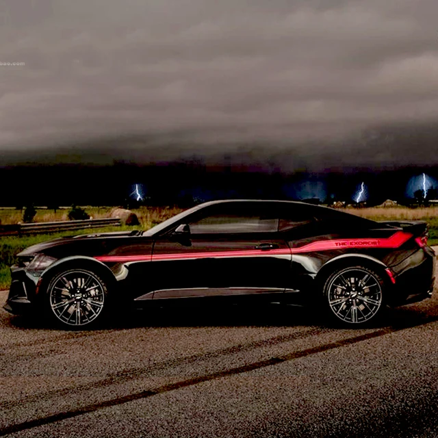 スポーツレースカーグロスレッドストライプボディドアウエストライン 