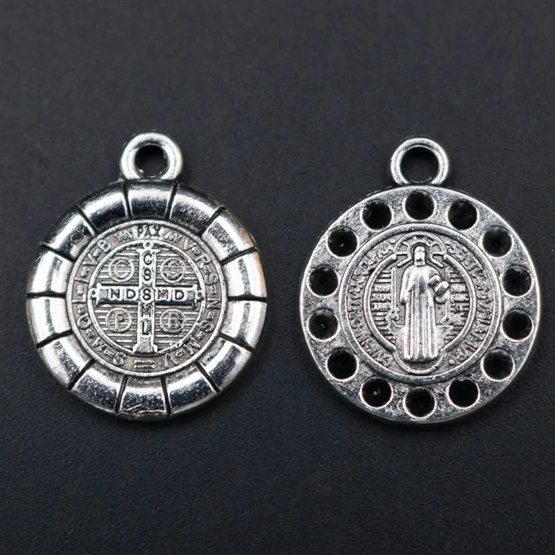 

WKOUD 6pcs Silver Plated Exorcist Holy Round Tablet Charm Religious Necklace Bracelet DIY Metal Jewelry Alloy Pendant A1285