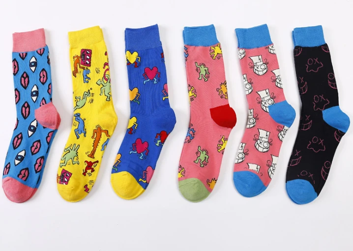 

1 pair Autumn Winter Retro women socks cotton cartoon Male Socks happy socks funny socks 661