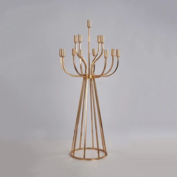 

4Pcs/lot 2020 New Candle Holder Metal Candlestick Party Vintag Candle Stand Rack Wedding Table Centerpiece Road Lead Party Decor