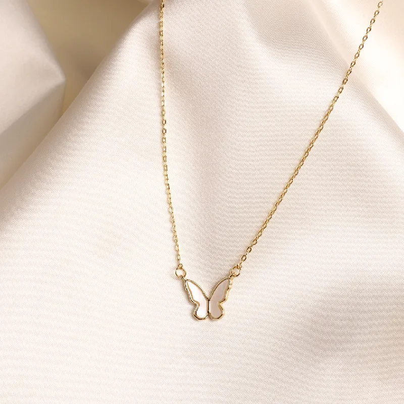 2020 Korea Hot Selling Fashion Jewelry Small and Cute Shell Butterfly Necklace Elegant Female Clavicle Necklace
