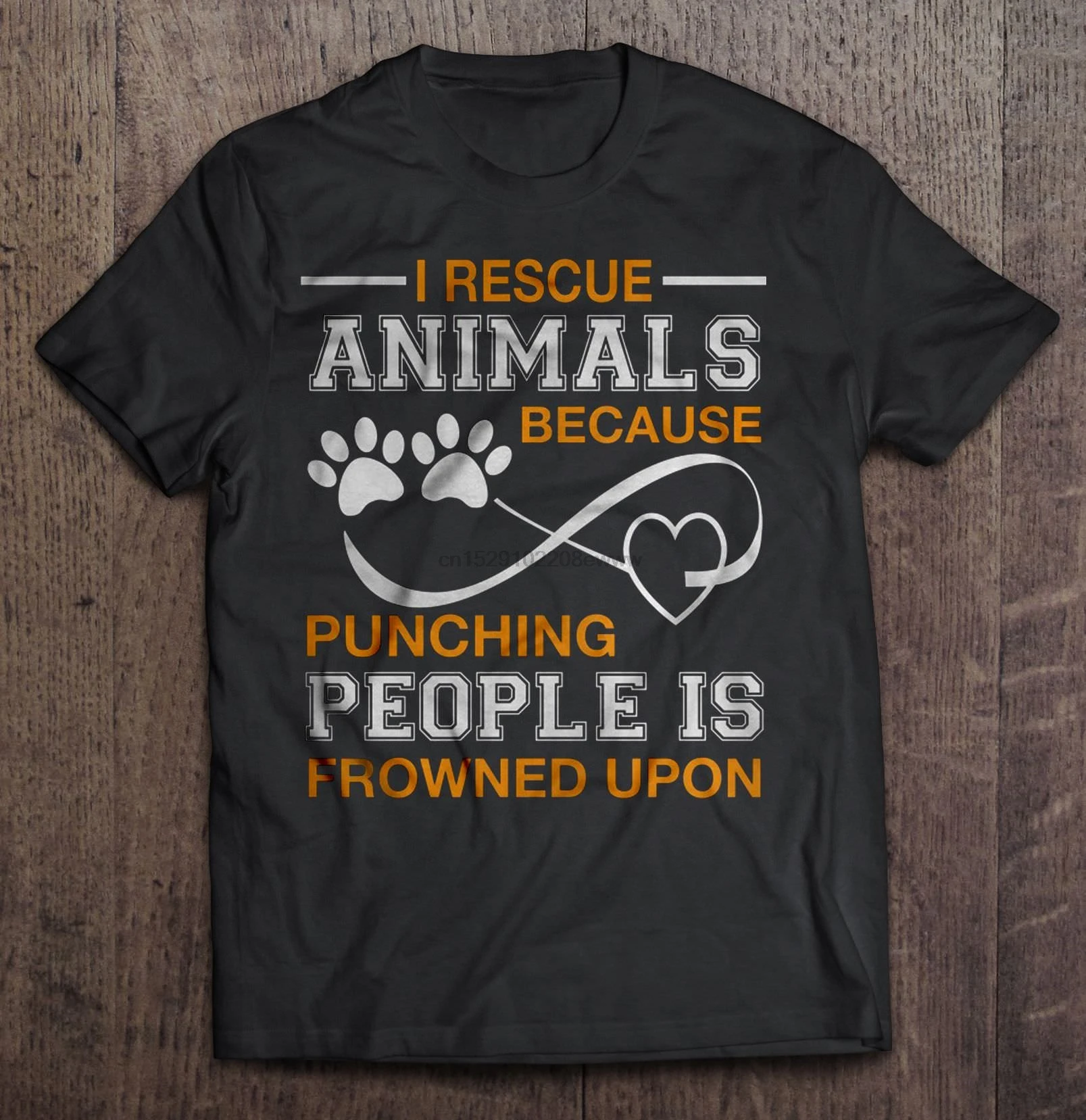 Мужская футболка I Rescue animals, потому что штампованные люди хмуряются на женской футболке
