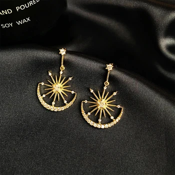 

2020 Hot Sale Fashion Jewelry Exquisite Copper Inlaid Zircon Earrings Creativity Star Moon Earrings for women