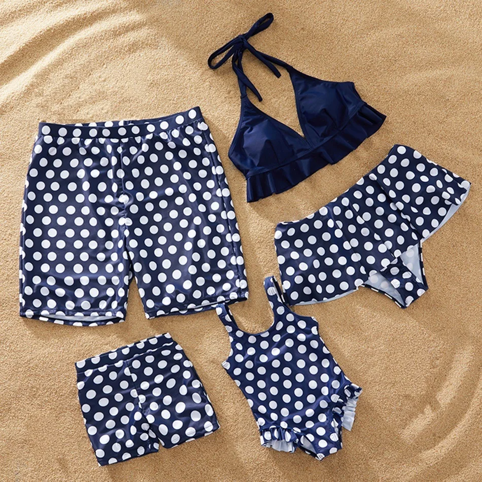 

Polka Dot Swimsuit Family Matching Outfits Look Mother Daughter Swimwear Mommy and Me Bikini Dresses Clothes Dad Son Swim Trunks