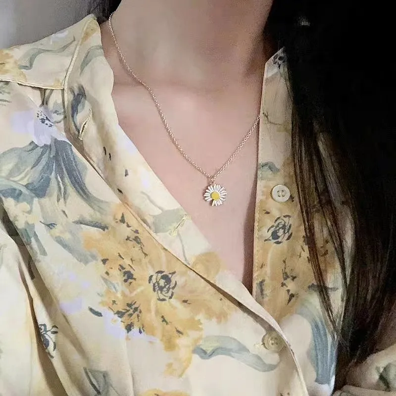 15121548137_1661689113