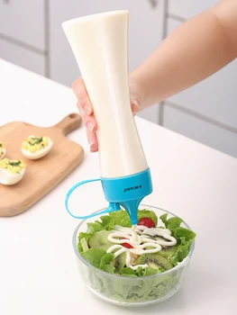 

Plastic Squeeze Sauce Bottle Household Food Level Tomato Sand Pull Jam Extrusion Bottle Commercial A Sharp Tongue Honey Oyster