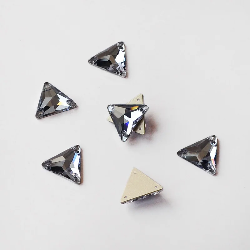 Light Sapphire T-riangle стразы с плоской задней частью и отверстиями, стеклянные кристаллы, пришитые стразы, кристаллы, бусины, свадебная обувь, сумки, сделай сам, отделка - Цвет: Light Sapphire