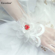 Favordear Для женщин наручные Длина полный палец красные Бисер Свадебные перчатки Тюль Короткие Свадебные перчатки Вечерние перчатки свадебные аксессуары