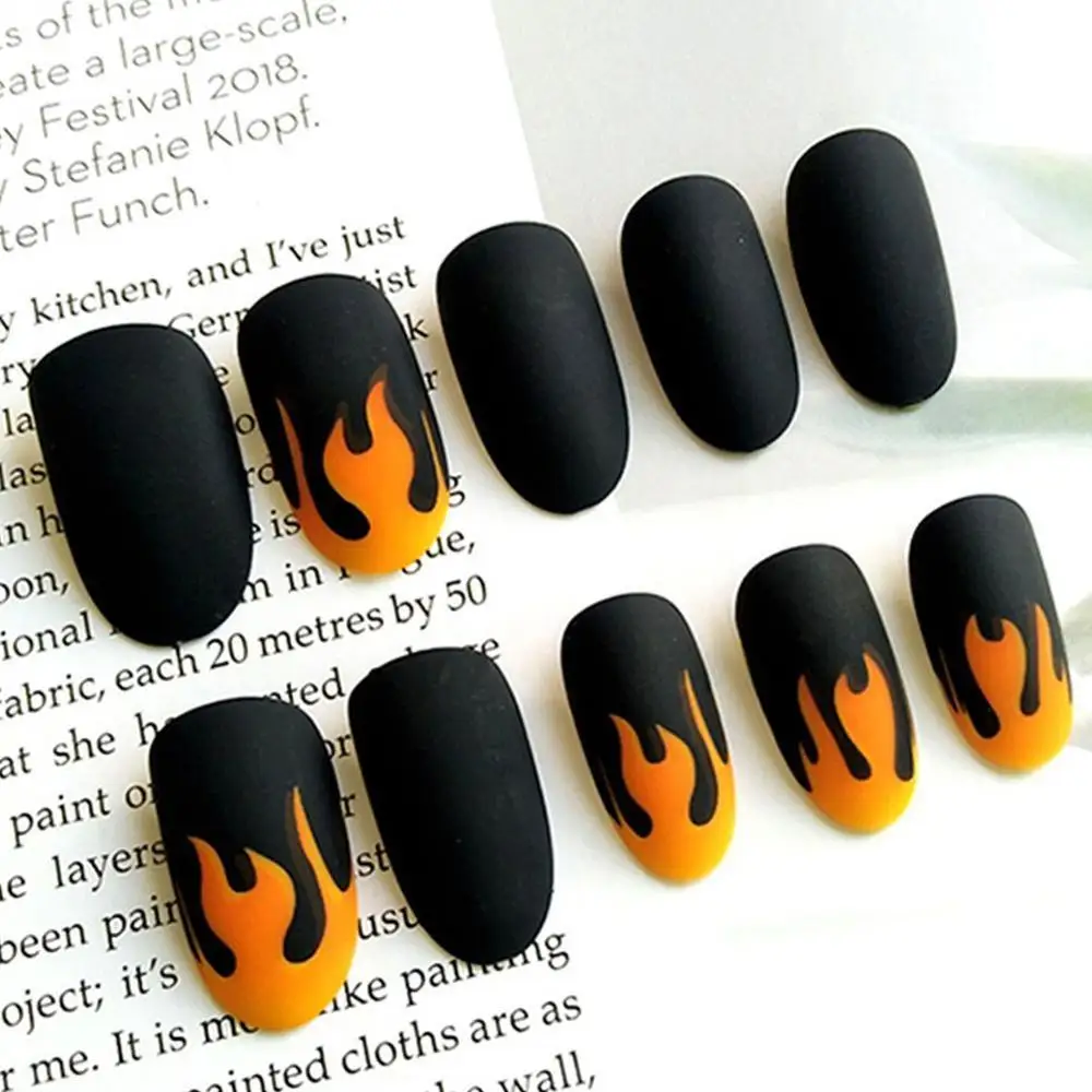 

24pcs/Set Punk Fire Pattern Matte False Nails Dark Black Pre-design Short Round Head Full Cover Nail Tips Fnished Nail Art