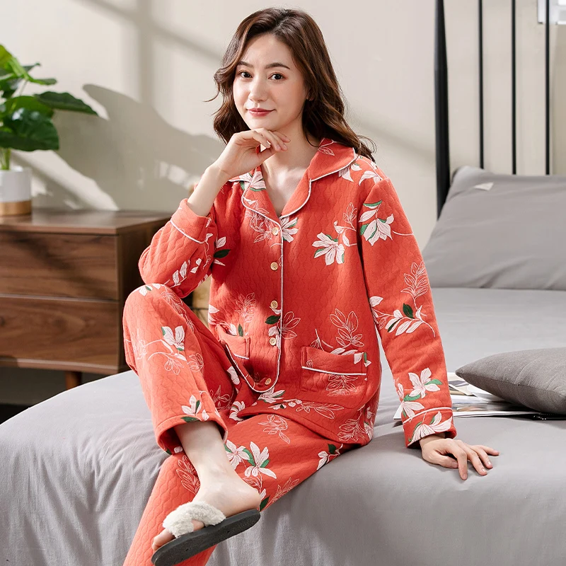

Осенне-зимняя Трикотажная хлопковая стеганая Женская пижама с цветочным принтом, пижамный комплект, повседневная женская одежда для сна, пижамы, ночная Пижама, домашняя одежда