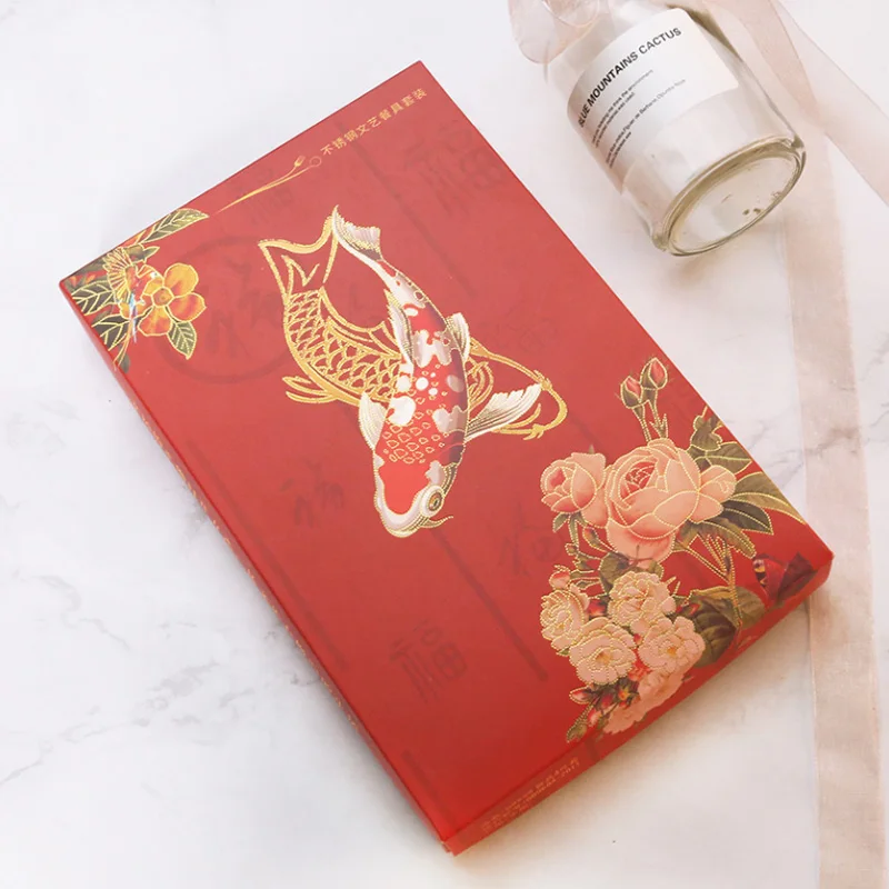 Red gift box 4 шт./компл. набор столовых приборов столовая посуда из нержавеющей стали набор золотой столовые приборы вилка, нож, ложка свадебный набор серебряных изделий Подарочная коробка Прямая - Цвет: Red gift box
