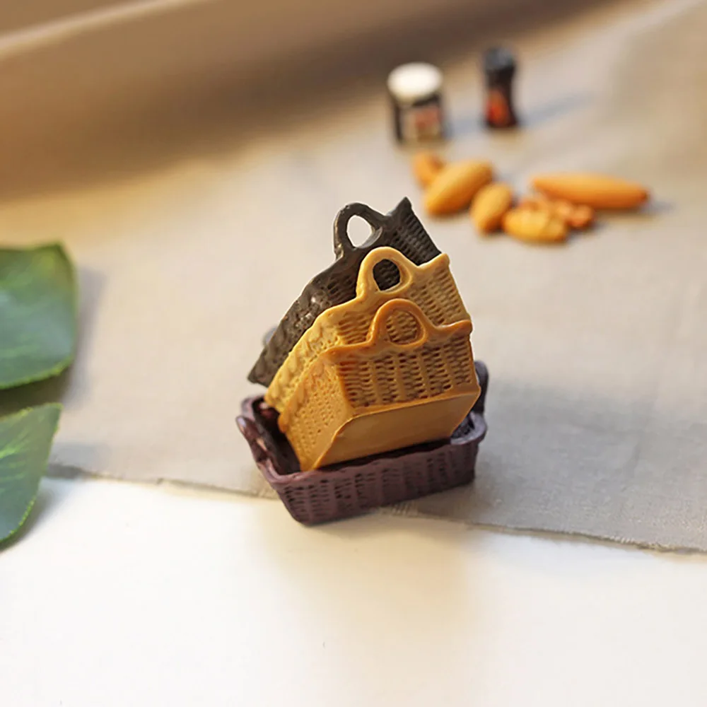 1/12 Dollhouse Miniature Accessories Mini Resin Storage Basket Simulation Basket Model Toys for Doll House Decoration