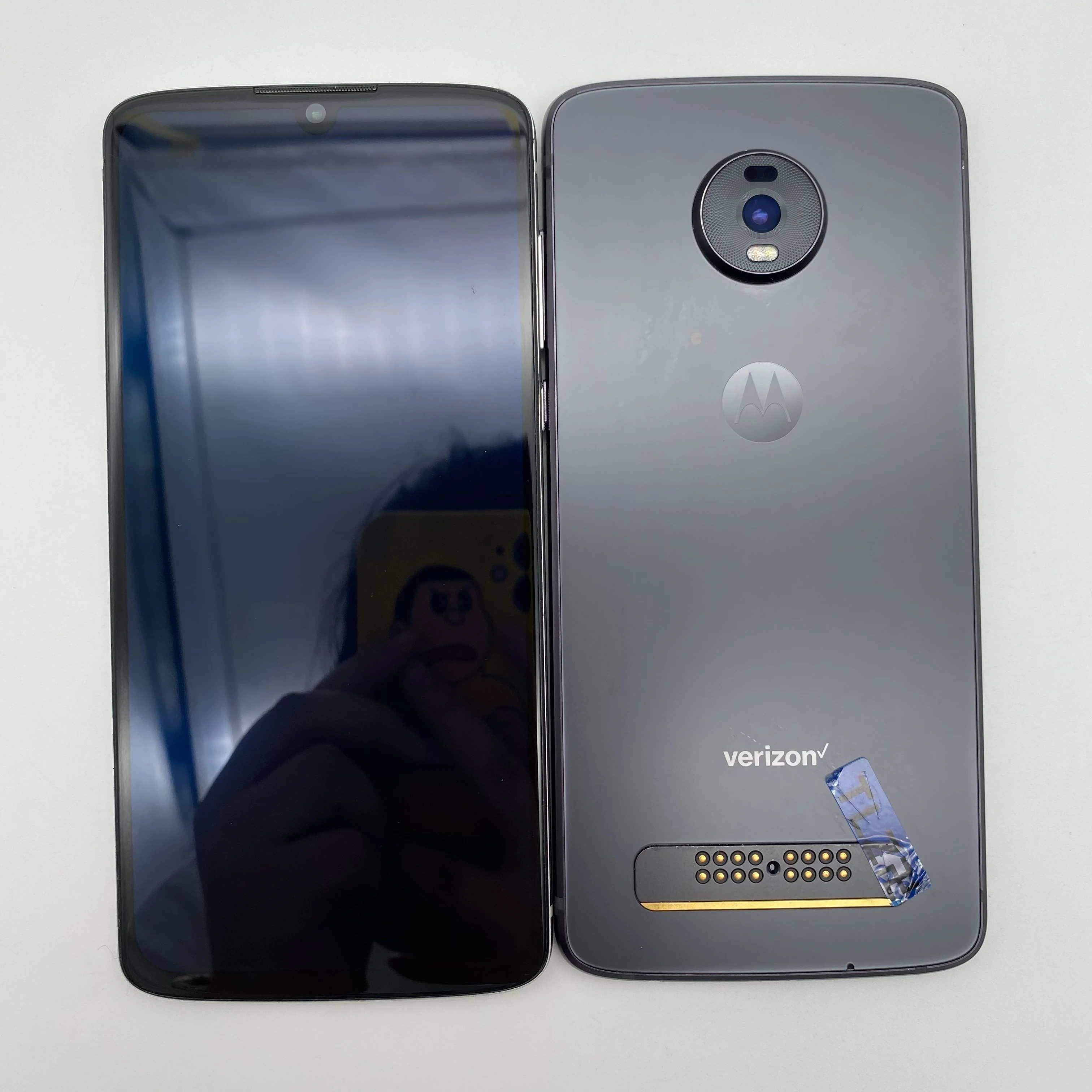 Motorola Moto Z4 XT1980-4 Refurbished original Unlocked Phone 4GB 128GB ROM  6.4 inches 48MP  4G LTE Cellphone Fast charging apple refurbished iphone