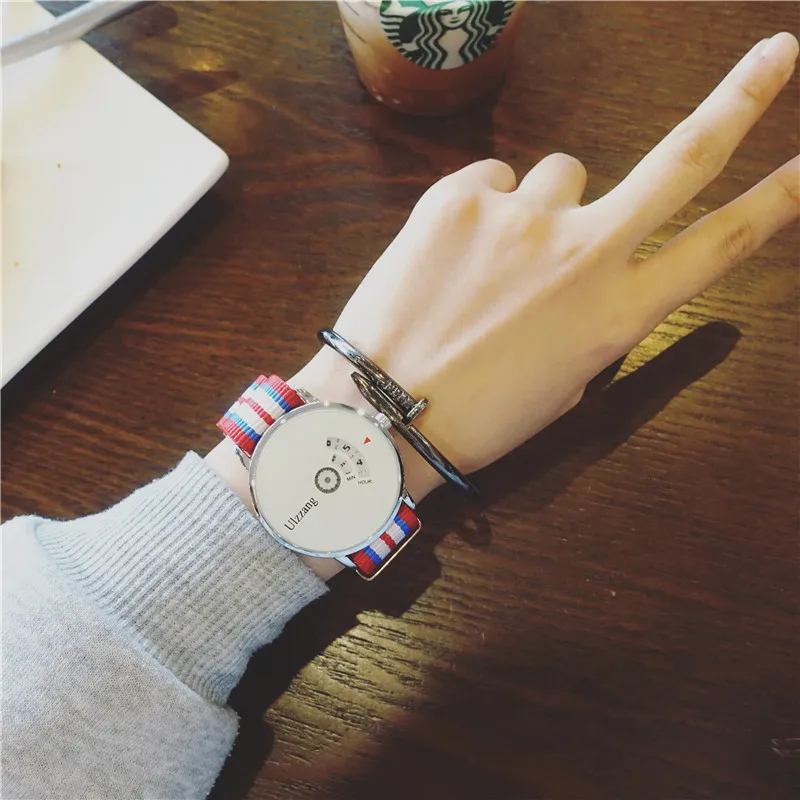 

South Korea Ulzzang Couple Watch One-to-Korean-style Trend Simple Men And Women Students 2017 Cool Fashion Creative