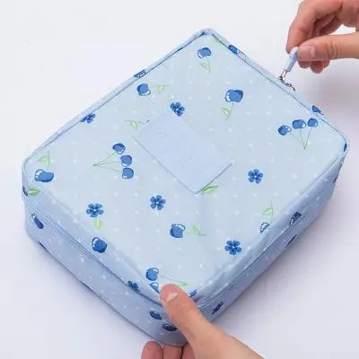 Waterproof Makeup Bag Women's Travel Organizer Cosmetic for Women Large Necessaries Make Up Case Wash Toiletry Multifunction - Цвет: 4
