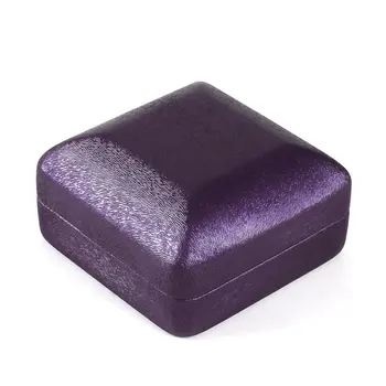 

Square PU Leather Necklaces Box Jewelry Display Storage Case Necklaces Organizer Box Wedding Gift Packaging Box 65MM65MM35MM