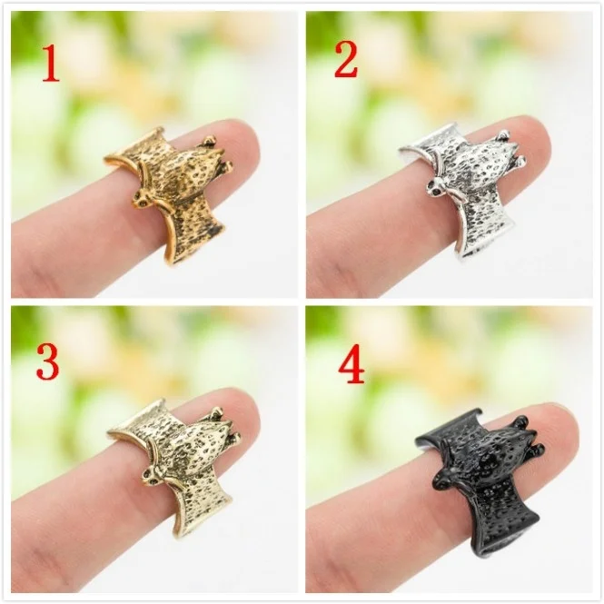 Эмблема счастливого Милого Животного Летающая летучая мышь палец кольцо