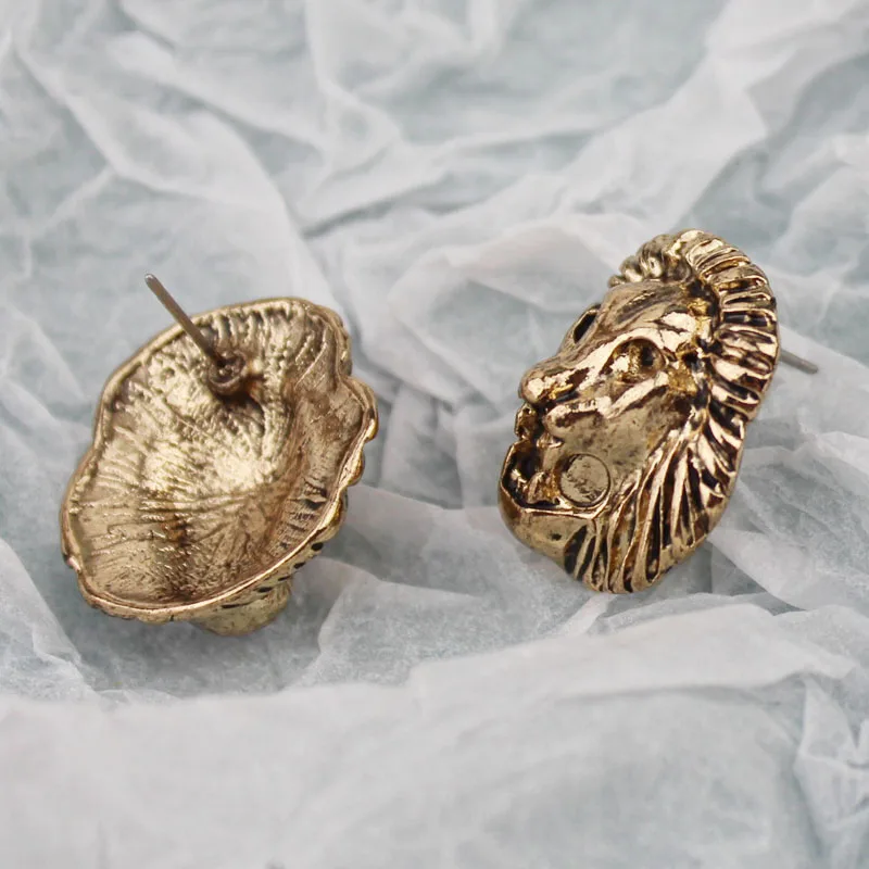 

Punk Style Retro Emboss Lion Head Stud Earrings Fashion Personalized Metal Animal Geometric Earrings For Women Girl Party